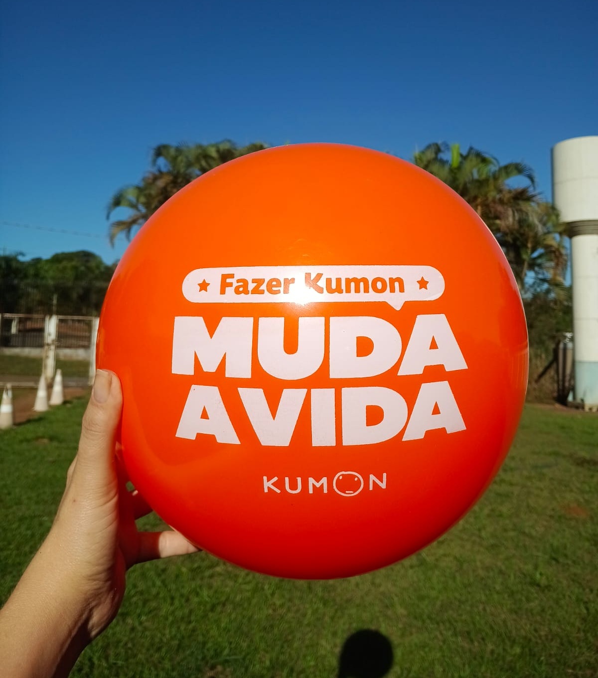 Bola de vinil personalizada MentesToy — modelo 1